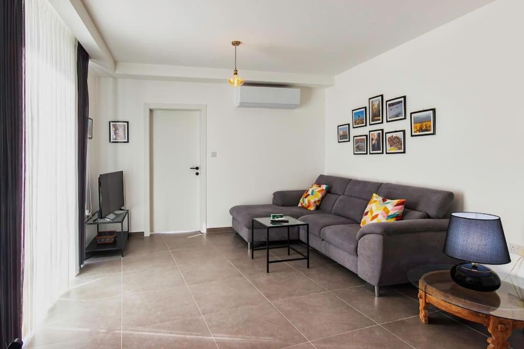 Elegant 2br Close To And Paceville *
