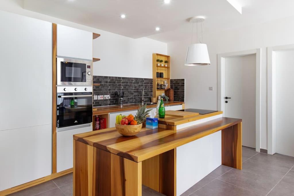 Apartment Elegant 2br Close To And Paceville